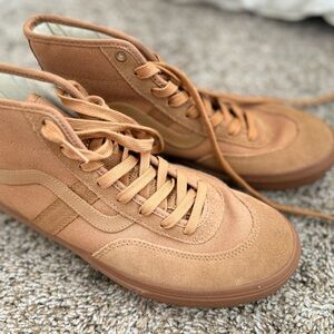 Vans High-Top Sneakers in Tan